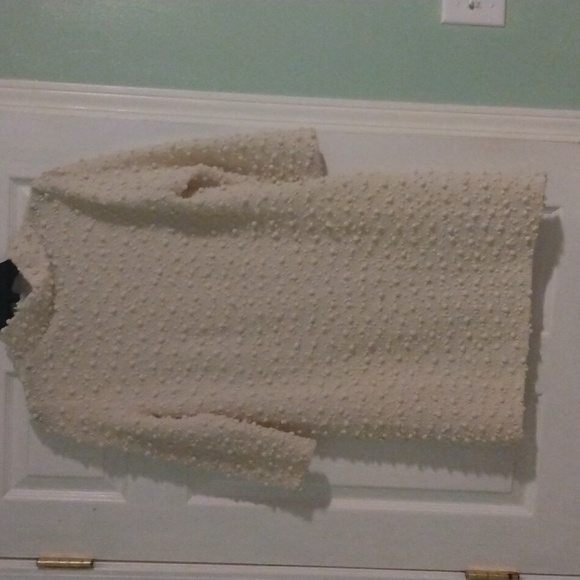Textured Cream Sweater - Picture 5 of 5